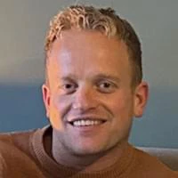 Uw host Lisa van Son